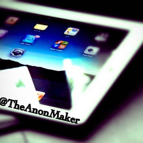 This is the account to go to when you want a header or avi. Its my job to satisfy you. Cause the last thing we want is a bad picture layout follow @AnonRescue
