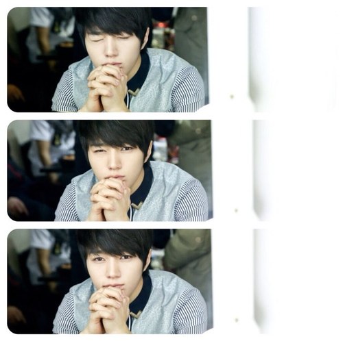 อันยองครับ^ ^~ผม คิมมยองซู แห่ง อินฟินิท:)ผมเป็นบอทที่พูดไม่มาก?พูดน้อยๆๆฮ่าๆ~ผมคุยไม่เก่ง-^-ยังไงก็ฟอลกันมาน่ะครับผมจะฟอลกลับน้าชวนผมคุยด้วยน่ะ จุ๊บ~ #INFINITE