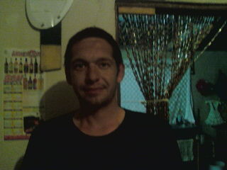 johnnyreichel3's profile picture. I'm singel my bbm 275D73A9