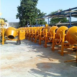 Fabricamos todo tipo de maquinarias industriales para la construccion y agriculturaTel:809-560-4747/4588 Fax:809-564-3381 Email:kukiindustrial@hotmail.com