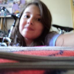 Tenho 12 anos sou gaúcha e o resto quem me conheçe sabe kkkk
