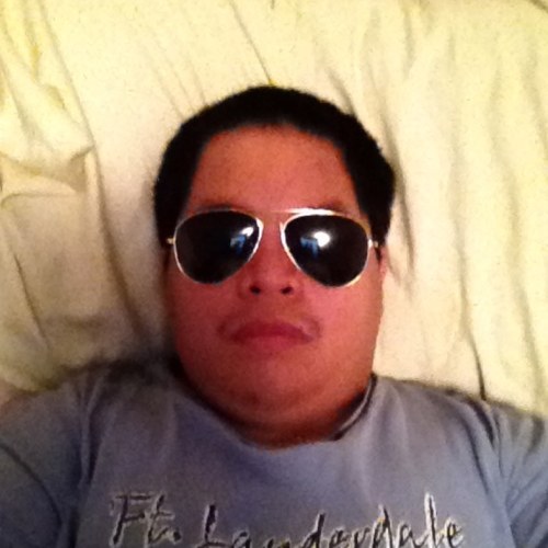 mario_layan's profile picture. Hello there i'm going to use twitter app account......