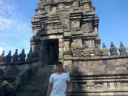 rikonaldi Naiggolan