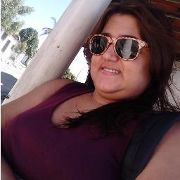 Aprendi a ver, e a valorizar os detalhes que fazem mudar. (Y' 26/06/11Hoje sei que quem é feliz Dá valor pra as coisas simples da vida Um momento bom vale mais