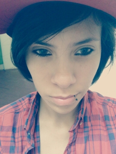 No la digas zorra,dile mujer de vagina amigable. Puede que no me entienda el mundo entero,pero no me preocupa. I love you as you are