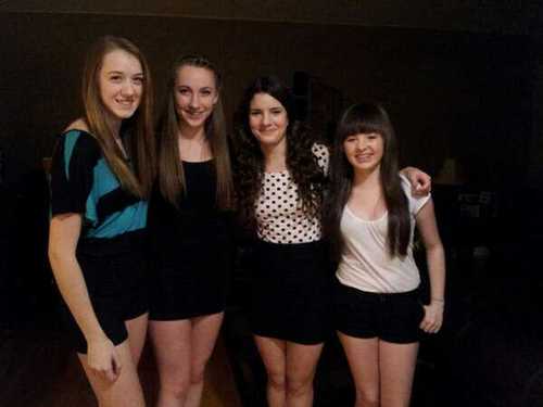 emmal1711's profile picture. Yup, that's my life :)