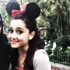 aribear_faux's profile picture. Hiii, I'm Ariana, New single THE WAY feat. Mac Miller out now. Filming Sam & Cat. I love music and candy and the beach and happen to have the best fandom ever