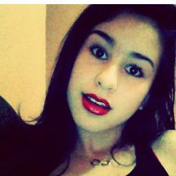 14 aninhos, de bem com a vida, sempre pronta para outra, sincera, chata, louca. Cruzeirense. Canceriana. MG ☮