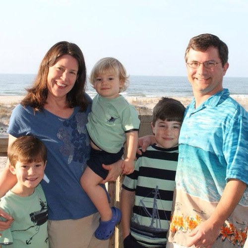 amyhky's profile picture. 