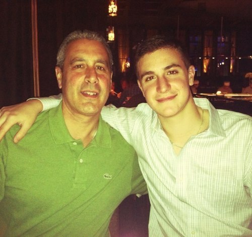 Anzaloneee's profile picture. 