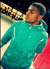 My music is my passion but my second love....Give no Fucks about outsiders.....LOVE my one and only @_daeeee