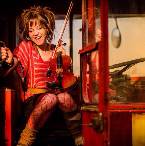 FlickOfTheBow's profile picture. Music is my language. Listen closely and you can hear my words. Speaking is overrated. {RP 18+ single and looking}