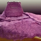 Menjual berbagai keperluan muslim: mukena, pasmina, kerudung, headband, alquran, sarung, baju koko, inner, dll