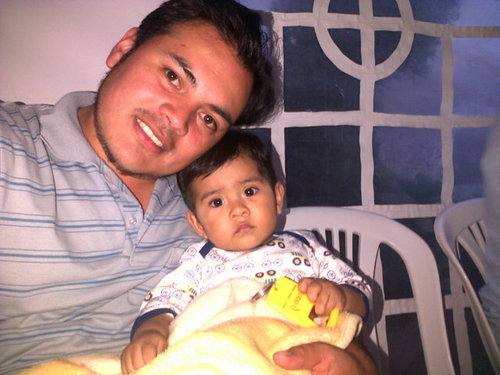Comunicador Social, esposo y padre de dos hermosos pequeños.