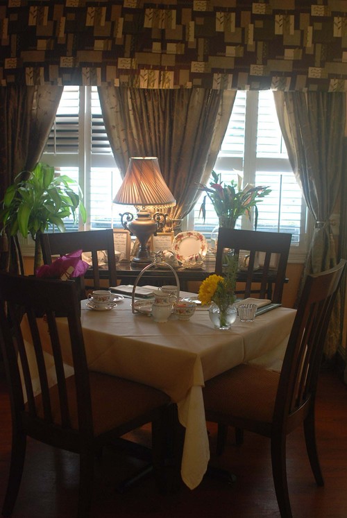 HighTeaCottage's profile picture. A place of elegance and splendor to enjoy TeaTime in a lovely atmosphere