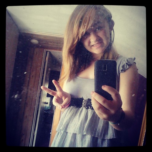 Ima unique chic who loves all kinds of music and loves different sayings/quotes!:)
