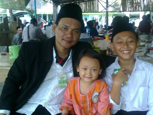 wingga70's profile picture. Walsantor PMDG Gontor 01 (Konsulat Jakarta), Insya Alloh Kami Siap Berbagi Pengalaman. Alumnus STMT Trisakti Angkatan 90, Praktisi Iklan @ Yandia P.G Production