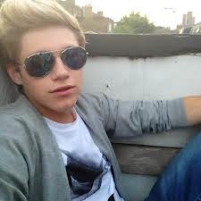 Hi! Fan/Follow me on my wattpad account : http://t.co/cxe5nHo9Qs

Get more info about my stories here!
