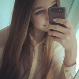 I just love the janoskians, Troye Sivan, one direction, Ariana Grande ♥
jai 25'8 + james 26'8 followed my suspended account