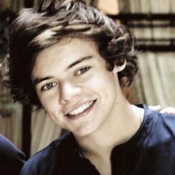 i Am Agairl Who Have A THougt  No ne Can Chang It Just One Person That One @harry_styles @codysimpson
