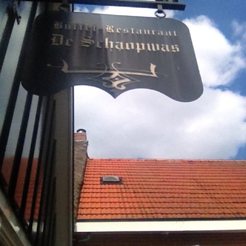 ErikRossing's profile picture. Zanger, Presentator, TVKOK(bbqtip) en eigenaar van buffet-restaurant de schaopwas te Eext.