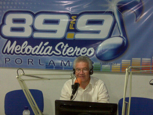 De Campo Rojo Lagunillas, hijo adoptivo de Los Robles. Locutor, profesional de Ceremonial y Protocolo