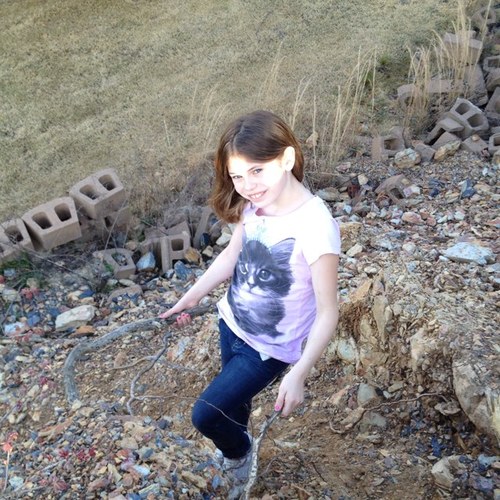im 11 and if anyone reports me i will report you back!! I love animals alot! Taken! Niall horan 4 ever!