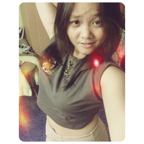 มะ มะ 'มิ้น ;) : บ้าบอ ติ๊งต๊อง ฮาๆ คุยเก่ง :)) , พอล้ะ^^