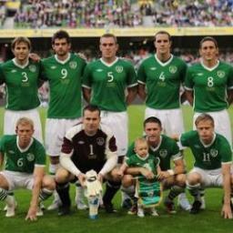 No i'm not the celebrity Reegan, I just have the same name and interests as him #Football #FAI #UFC