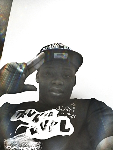 i blow dope all ; all night
i dont like relationships
i just like to pipe