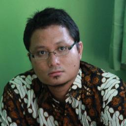 A Mathematician, A Blogger,and A Dreamer