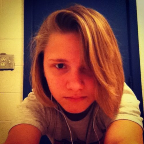 ...:::FoRvEr AlOnE:::... HaTeRs MaKe Me FaMoUs