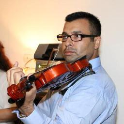 MUSICO Y ABOGADO