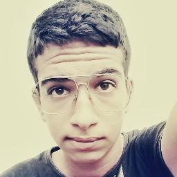 Facebook : http://t.co/rgdQ1aFWTO
Ask Fm : http://t.co/m8J280RBNJ
 ai vai saber quem eu sou ;D.