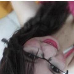 Larissa72445443's profile picture. Eu sou um Palhaço sem graça,sendo esquecido no chão do picadeiro...no final do espetáculo!