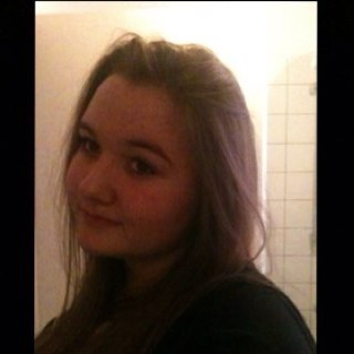 I'm Nadine I come from Munich (Germany). I'm 16 years old. I love singing, drawing and One Direction ♥
