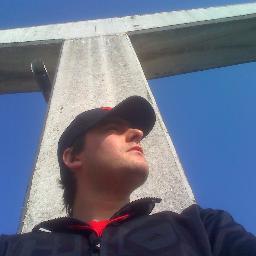 Técnico Superior de Sistemas de Telecomunicación e Informático.Aventurero de la Red.Viviendo y http://t.co/ZiQzuW9B1N Libre.Europa