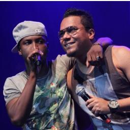 Fan Clube criado por @OusadoMister em homenagem aos dois melhores cantores do mundo !!
