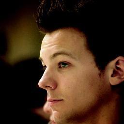 louis: 155204. zayn: 165616. liam: 61898. niall: 232677. harry: 165998.
#sopround @onedirection

 2 ver. follows.