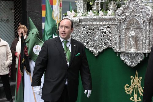 sanjuaneando desde el primer momento de vida. Taurino y Betico y de las tradiciones españolas