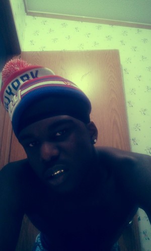 Fuck Uh Bio Just Follow Uh Niigga & Ima Follow Back  #BadAzz #GoldGrill #301Bound