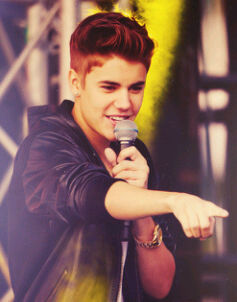 My. Idol. Is. Normal. AHAH