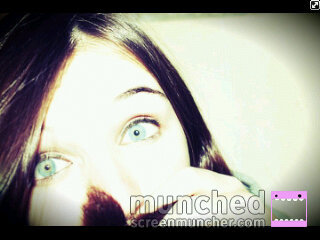 ClaudiaD_Garcia's profile picture. Sí dependes siempre de alguien jamás viviras la vida, así que sal y no dejes que nadie te diga lo que tienes que decir. YOLO.