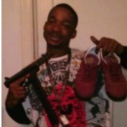 TruSantana_BFB's profile picture. Tru B.F.B Rep'n 1200 block.....Heads up to the Sky...Ghetto Dreams......