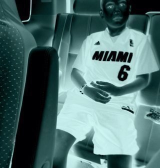 ErivesSantiago's profile picture. 