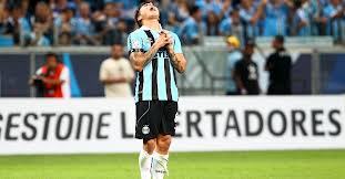 eu sou uma pessoa que quero so ter bastante gente no twitter e sou torcedor do imortal tricolor gremio e so quero ter bastante seguidores no twitter e dar minha