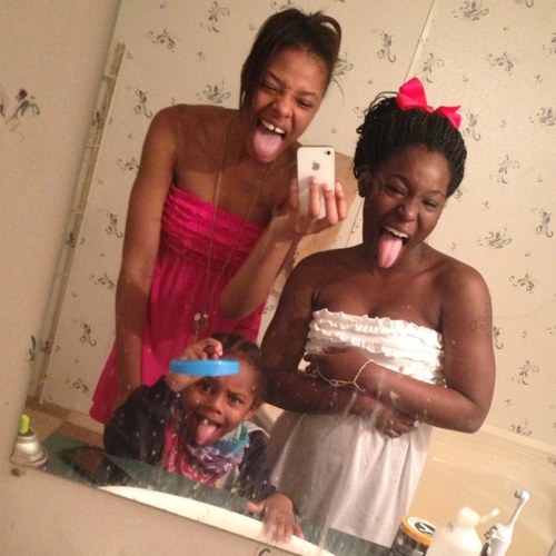 Go Follow My Love @SpongeBoost &&' @ladii_DonD&&ii love my CAKES MWAH BABE....@simplyomgpretty is my babymama follow ha