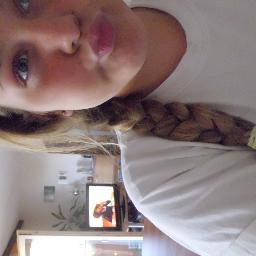 Angelin80866007's profile picture. servuuuus♥ Angelinaaa/argentienerin,italienerin♥/ möchtegern cool/ ♥ viel spaaaaaaaaaß♥:* 

Folgst du mir, folg ich dir!:)♥:*