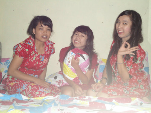 CloudyHelkia's profile picture. I'm just extra ordinary girl...^_^