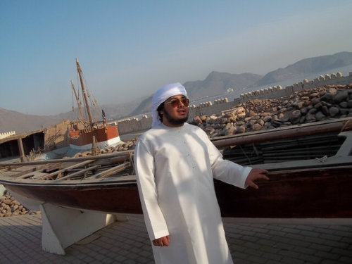 ‏‏‏‏{إن اللّه ابتعثنا لنخرج من شاء من عبادة العباد إلى عبادة ربّ العباد،و من جور الأديان إلى عدل الإسلام،و من ضيق الدنيا إلى سعة الدنيا و الآخرة} #طويلب_العلم